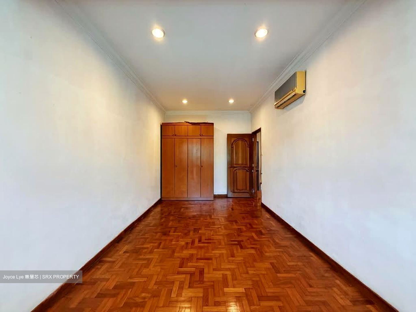 East Coast Road (D15), Terrace #555957461